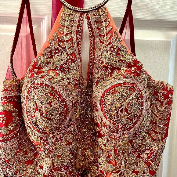 Narianna Sexy red dress - Picture 3 of 8